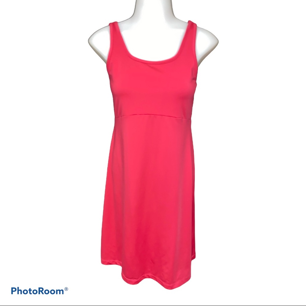 Columbia Omni Freeze hiking tennis activewear dress